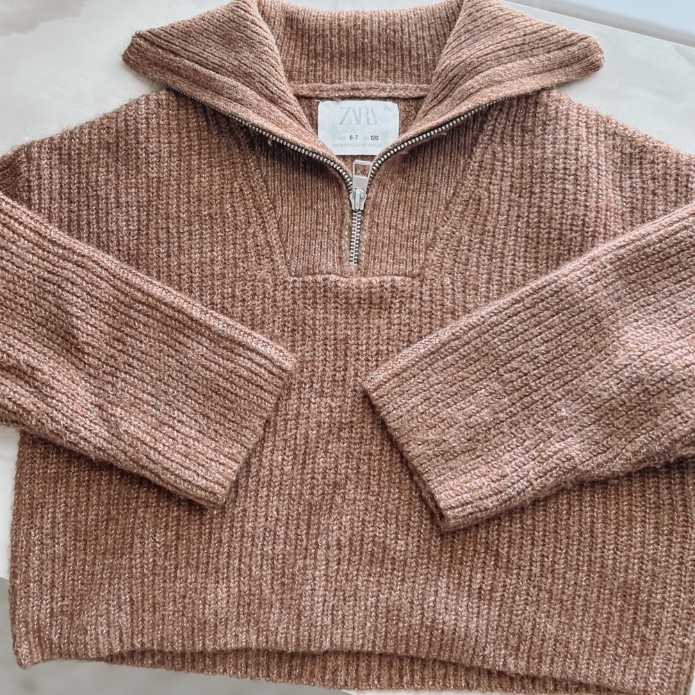 Zara Quarter Zip 6/7